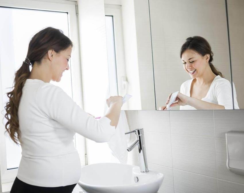 张歆艺孕期护肤,张歆艺牙