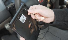 哪款车的hud最好用,最厉害的车载hud