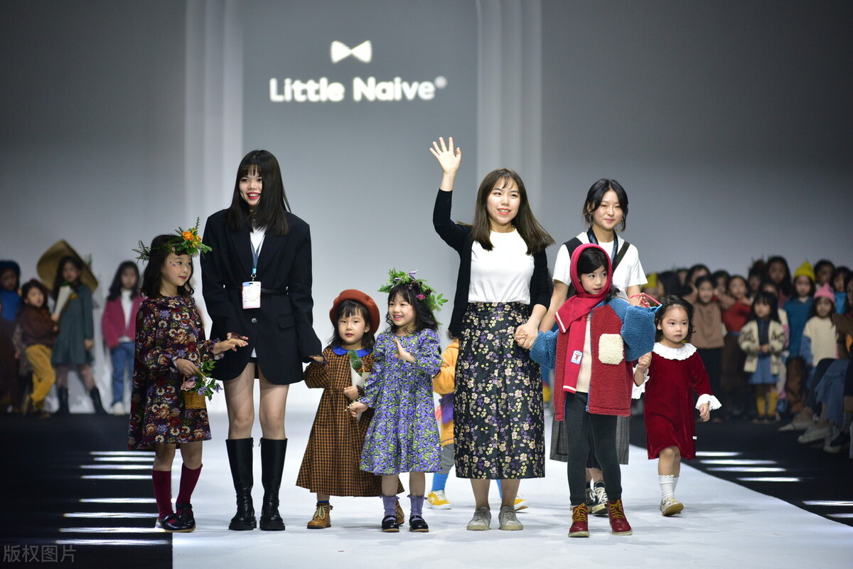 6岁儿子日入10000,我却后悔没有送他上幼儿园，有种教育无法舍弃