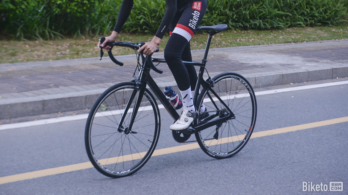 迪卡侬vanryselracer,迪卡侬vanrysel公路车配置