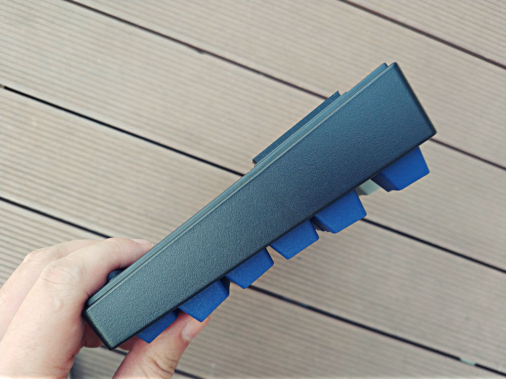 ikbcw210评测,ikbc机械键盘w210颜色