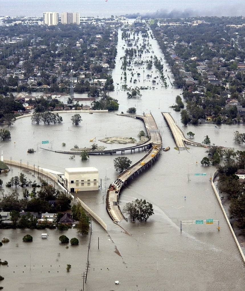 美国总统有权力直接命令州长吗,美国州长有多有实权