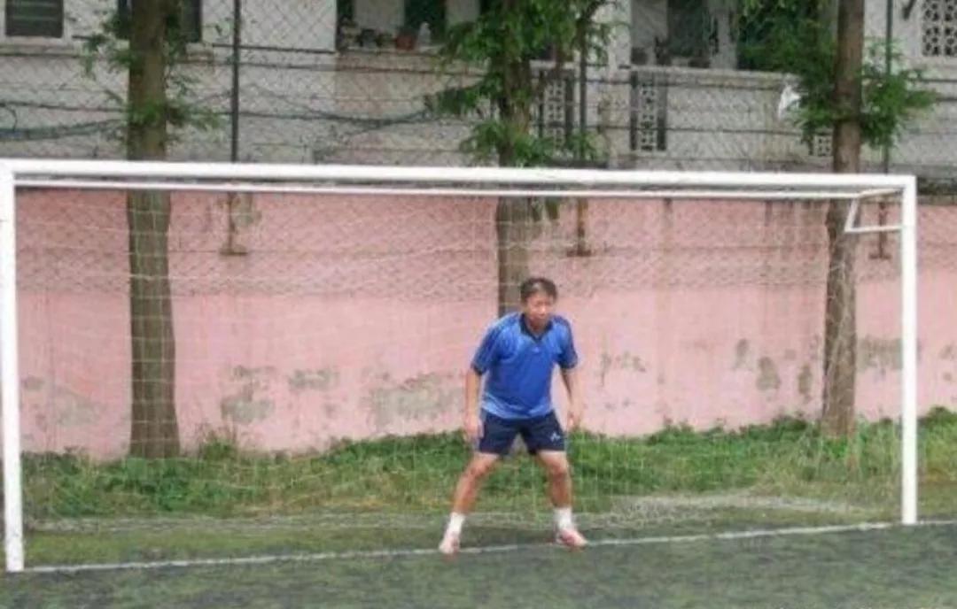 张惠康守门员,上海足球队守门员张惠康