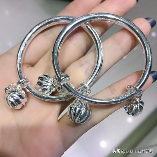 结婚三金首饰怎么挑选,结婚黄金首饰如何判断真假