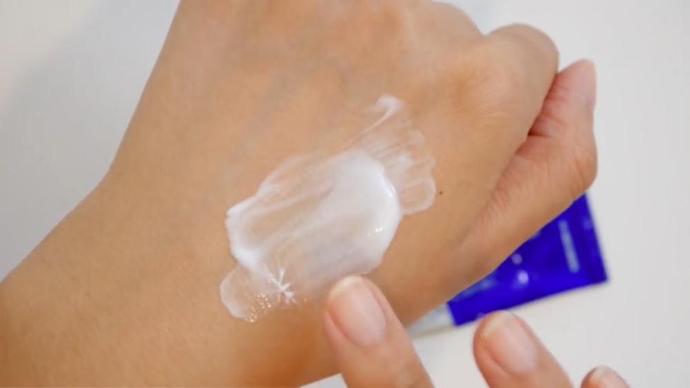 日本修护痘痘膏,日本女生的遮瑕膏