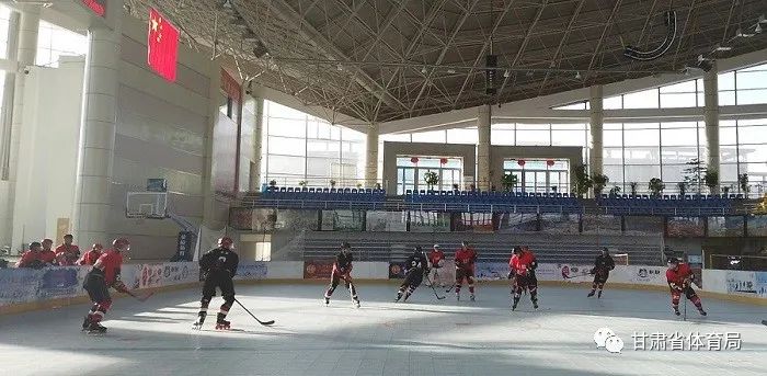 杞粦鍐扮悆鐩存挱,杞粦鍐扮悆浠嬬粛