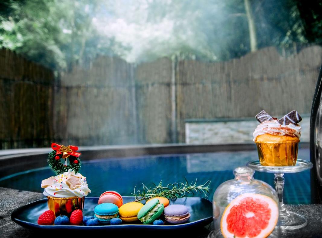 川西泡温泉看雪景,川西12月份最佳雪景泡温泉的地方