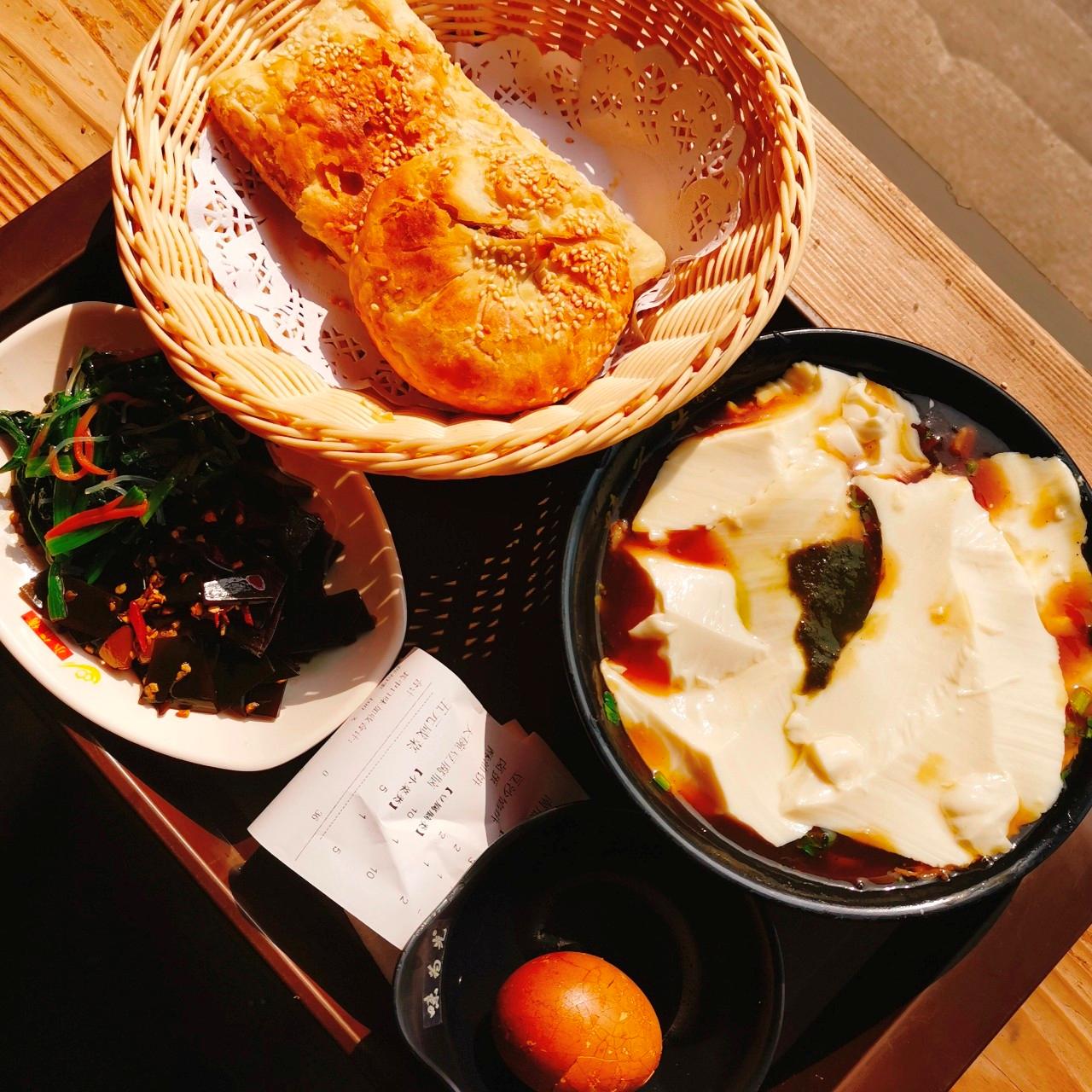 海边海鲜烧烤青岛,啤酒烧烤推荐城市