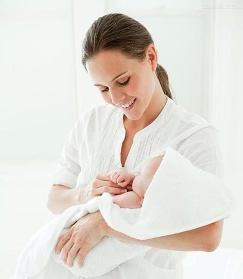 产后吃什么补品最好，产后不要乱吃补品了！女性健康