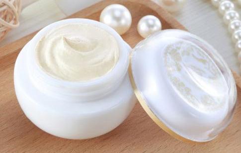 毛孔粗大收缩毛孔最有效测评 (缩小毛孔粗大的产品涂抹)