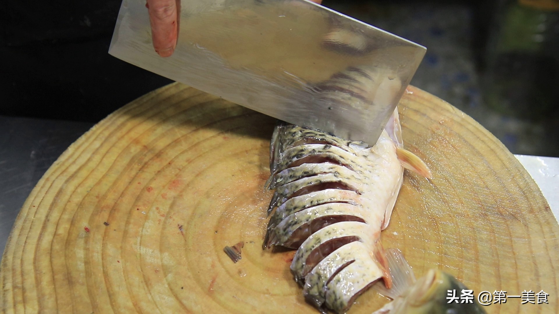 水煮鱼片柠檬鱼最正宗的做法,大厨糖醋鱼片的做法大全