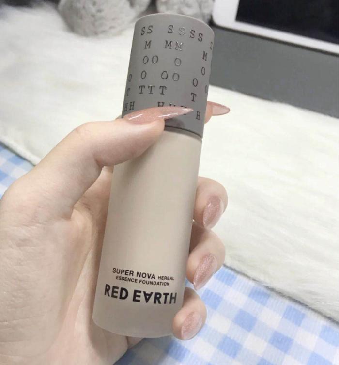 吴昕推荐的红地球粉底液,吴昕推荐的粉底液