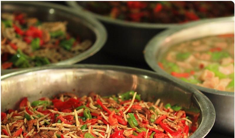 吃在“远航大酒楼”，绵阳学生的最高伙食标准