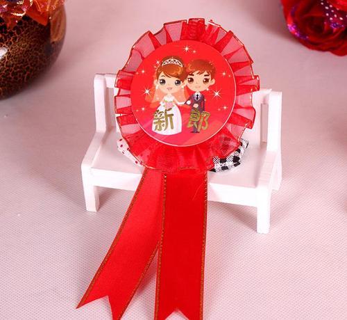 婚期已定邀请函上需要地址吗,结婚邀请函发朋友圈文案婚期已定