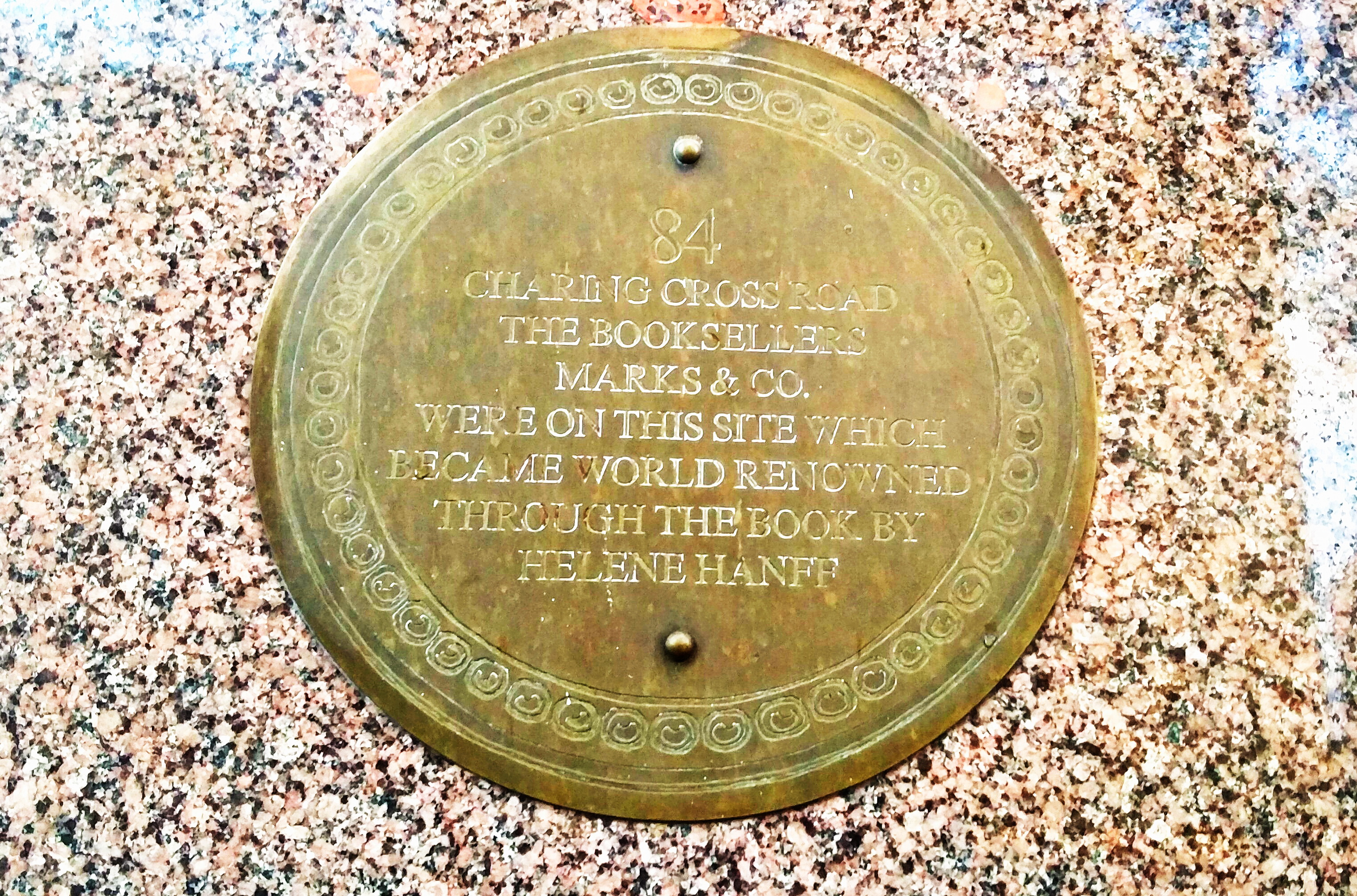 伦敦查令十字街84号还在吗,伦敦查令十字街