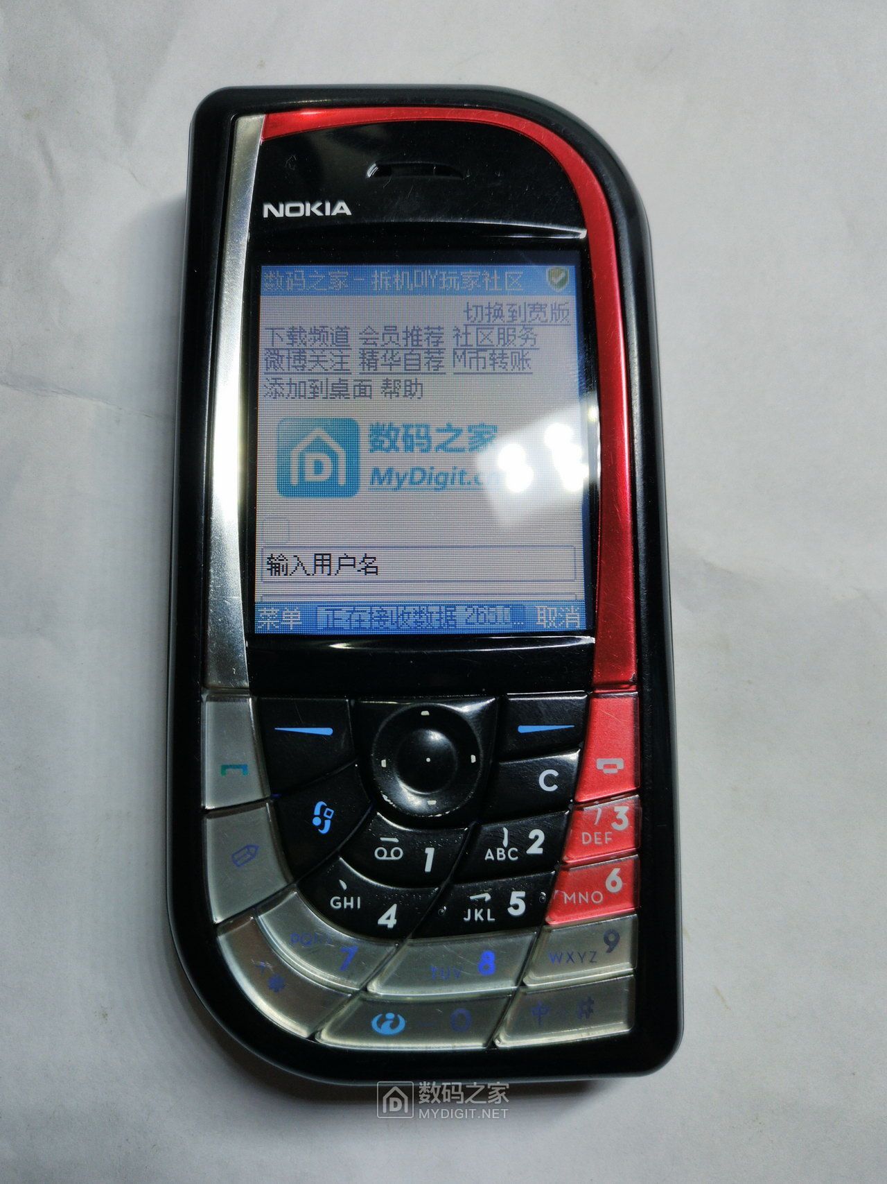 十五年前的直板机皇诺基亚NOKIA7610拆解，时代艳惊四座的设计！