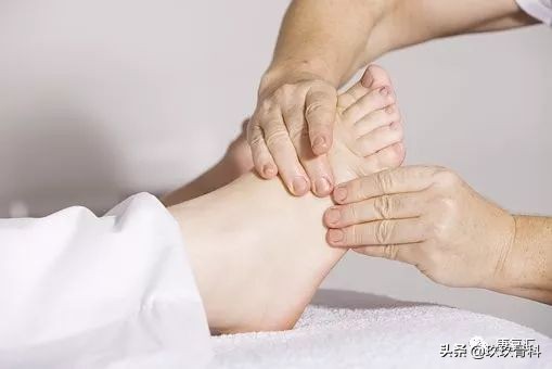 运动损伤预防与康复,运动膝盖损伤康复训练方法