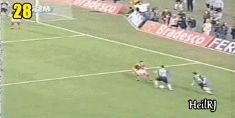 罗纳尔迪尼奥足球盘带,足球精灵罗纳尔迪尼奥过人