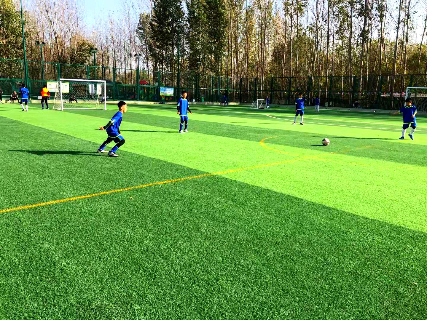 许昌市建设路小学2019年“区长杯”足球联赛中再创佳绩