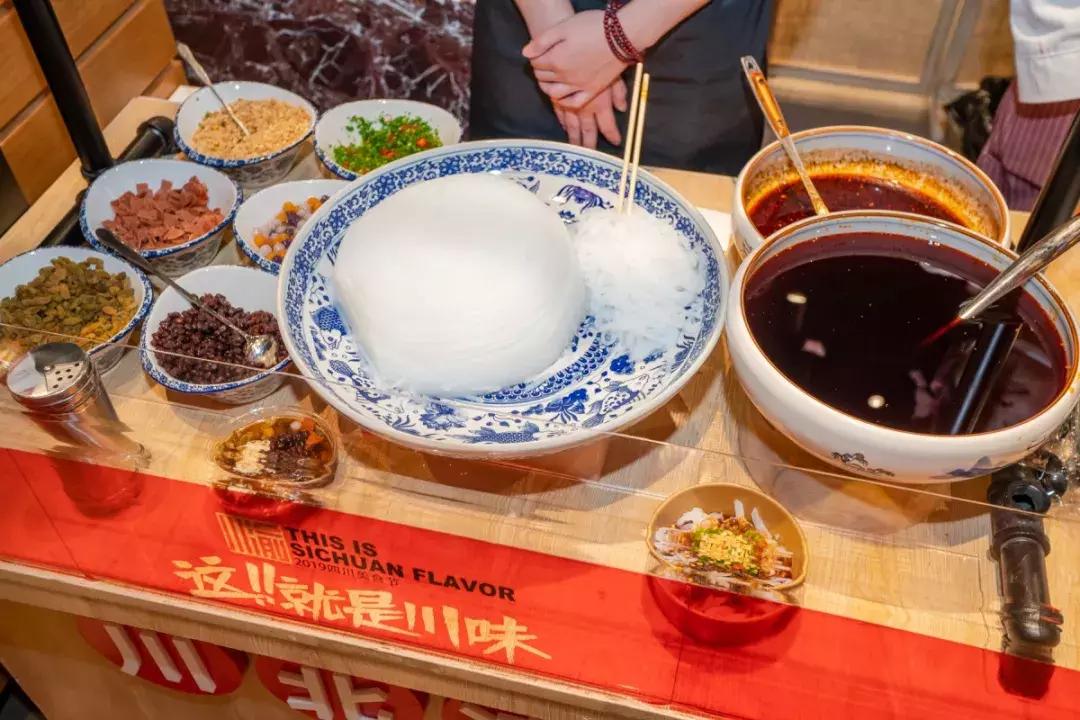 陆家嘴夜市小吃一条街,上海陆家嘴的小吃街