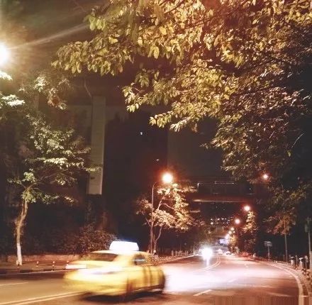 重庆最牛出租车司机带你体验,重庆出租车司机才是最牛导航