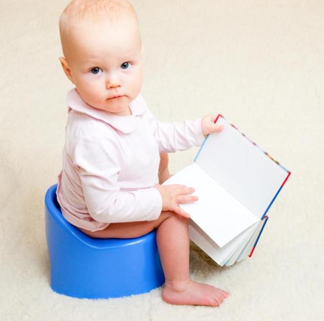 2岁宝宝抗拒蹲着拉粑粑什么原因,两岁宝宝不蹲着拉粑粑怎么办