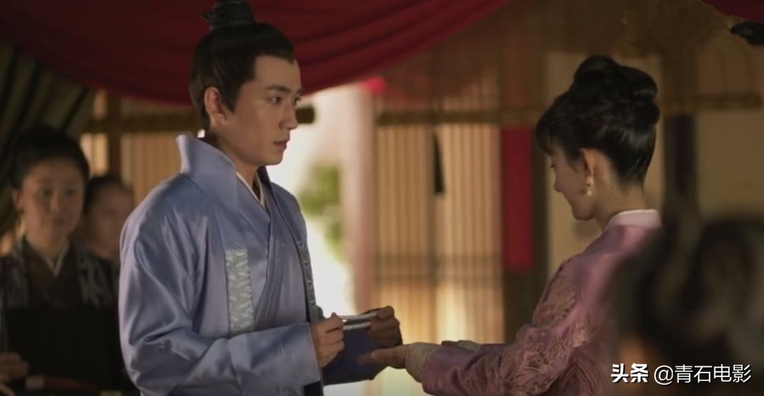 男二果然都是用来助攻的，而初恋是用来回忆的！