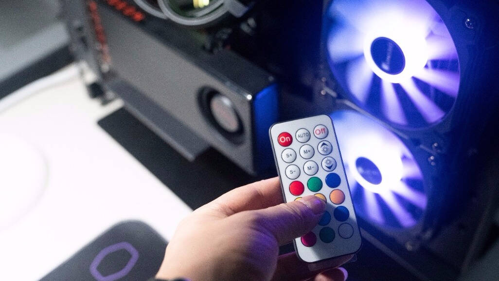 乔思伯240水冷散热器安装,乔思伯240shadow评测