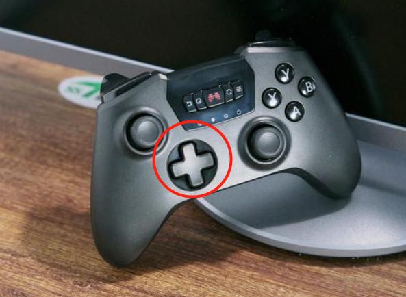 微软精英手柄和普通手柄,八位堂xbox手柄和微软手柄