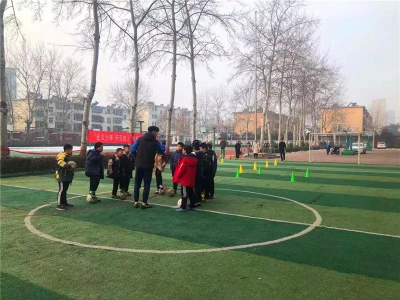 奎文天天向上,天天向上校园足球