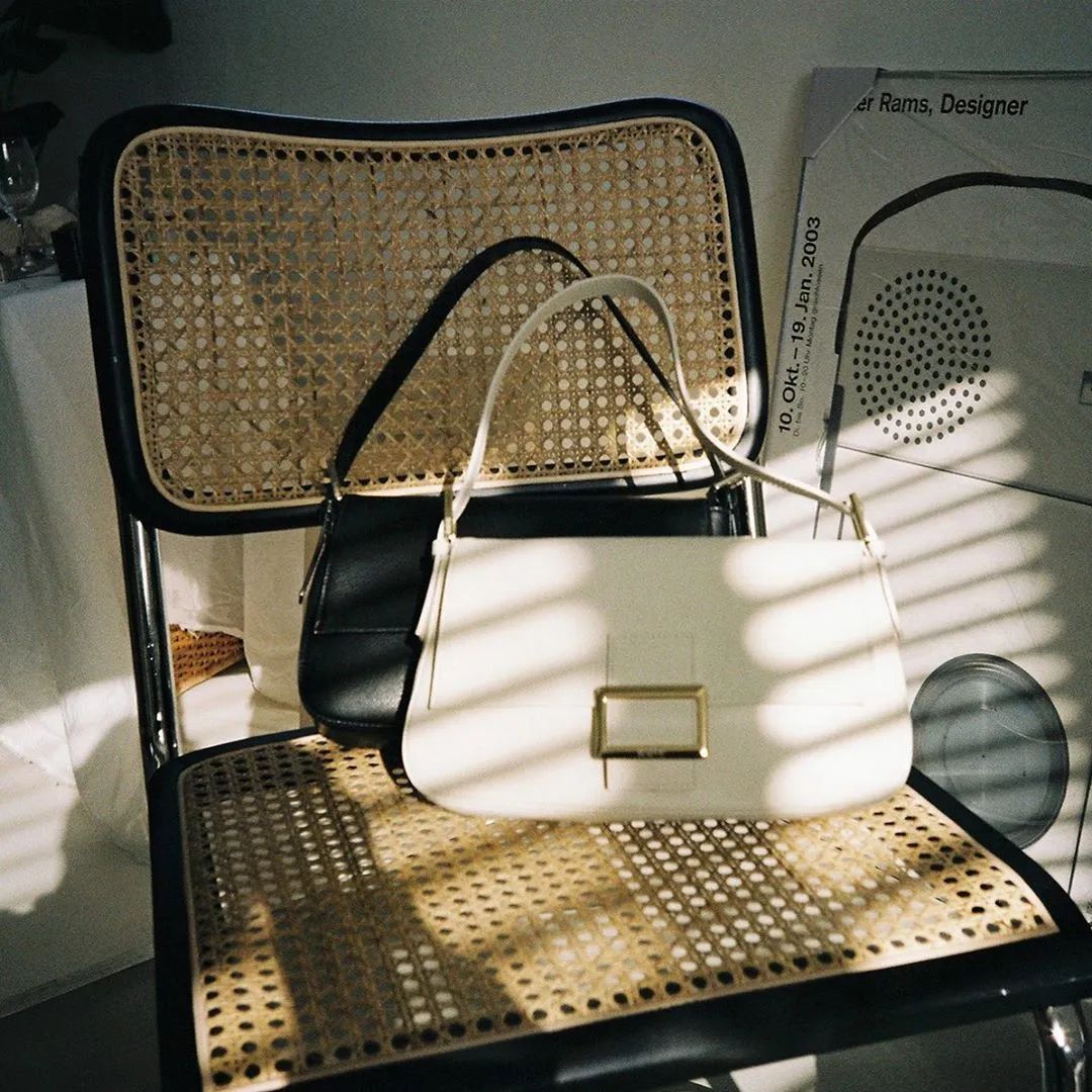 我已经在看夏装了!第一件小短袖从里面挑