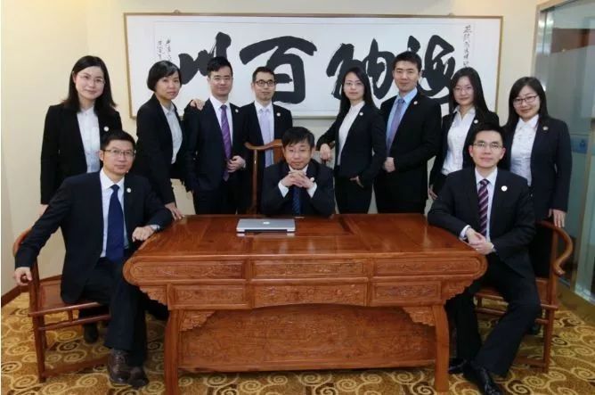 有专业的律师团队为你保驾护航,没有团队的律师靠谱吗