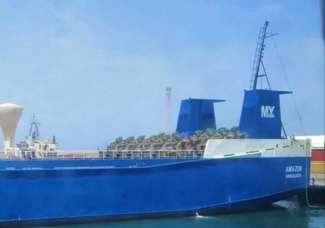 利比亚乱局不光赖大国：小国也纷纷加入直接派万吨大船输送*器武**