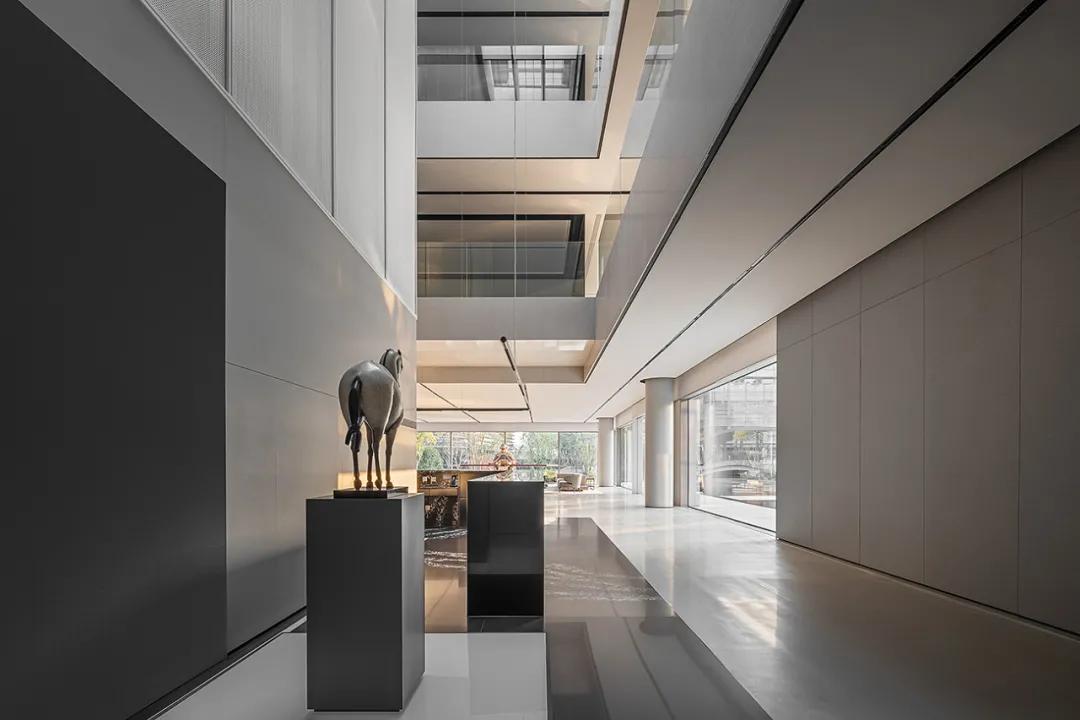 首发|上海黑泡泡：探索简学实义，寻得一方宁“净”