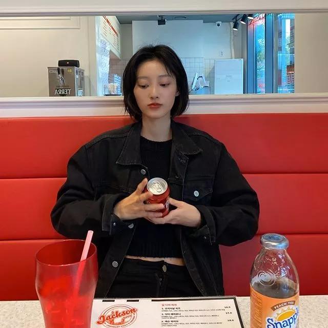 韩国短发漂亮的女星,韩国三大女神级电影演员短发