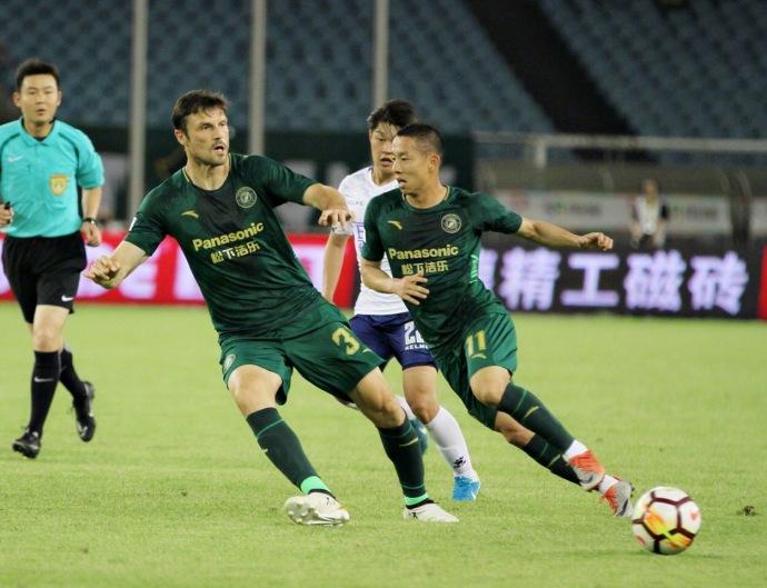 傅明吹罚越位犯规原视频,裁判这球到底算不算进球