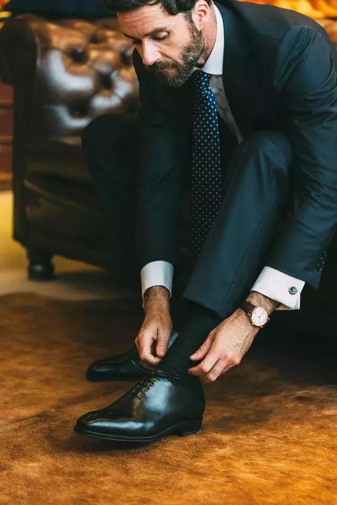 男人的婚鞋怎么处理,男士婚鞋平时也可以穿的