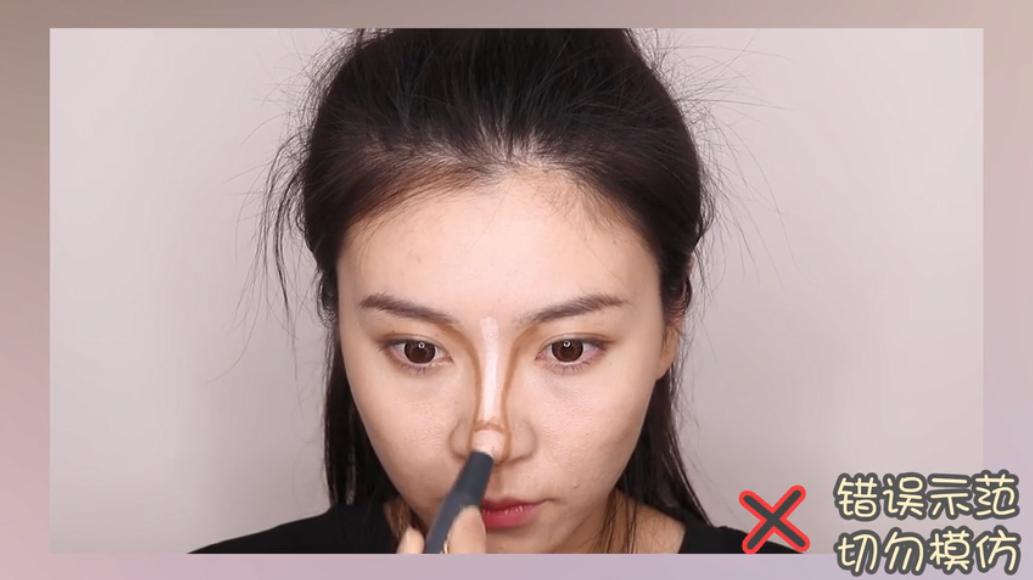 谭松韵是塌鼻子吗,谭松韵鼻子塌吗