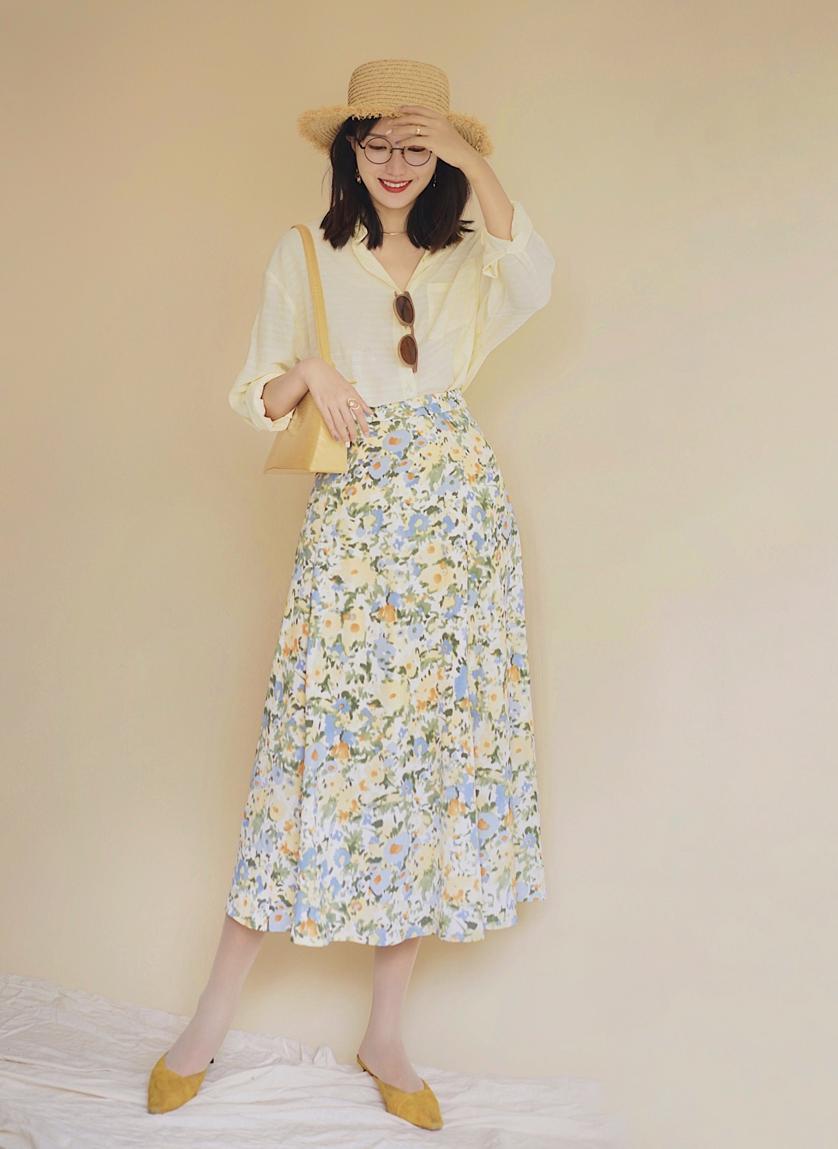 显瘦雪纺衫搭半裙,今年最火的雪纺衫半裙