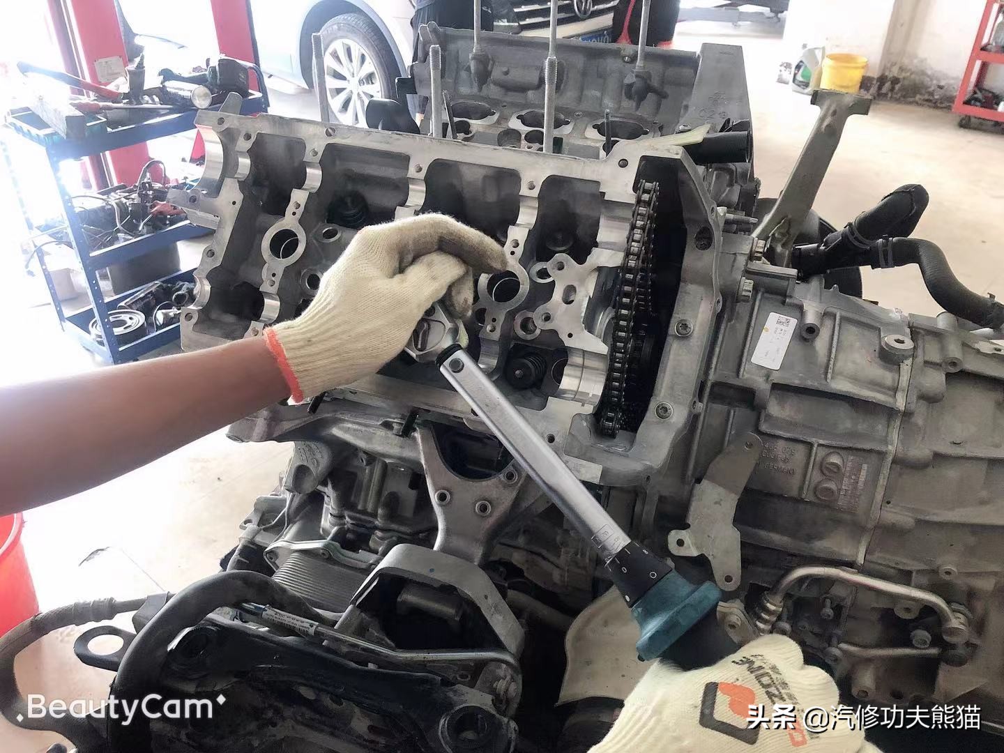 奥迪a8烧机油吗48v轻混,奥迪a8烧机油一千公里烧0.5正常吗