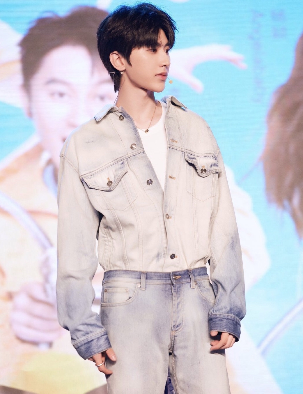 李现王一博同款运动装,王一博李现穿衣搭配