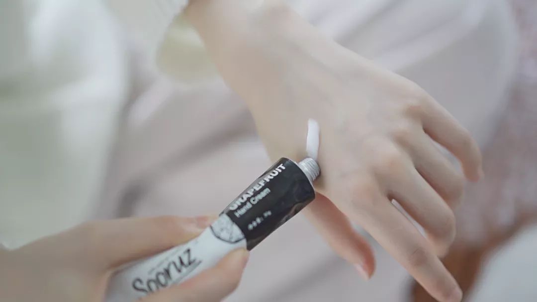 手纹深粗糙是不是比较好,手纹深粗糙干燥怎么办