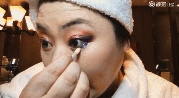 肥胖率不足3%的日本,凭什么她却靠200斤体重火爆中国?