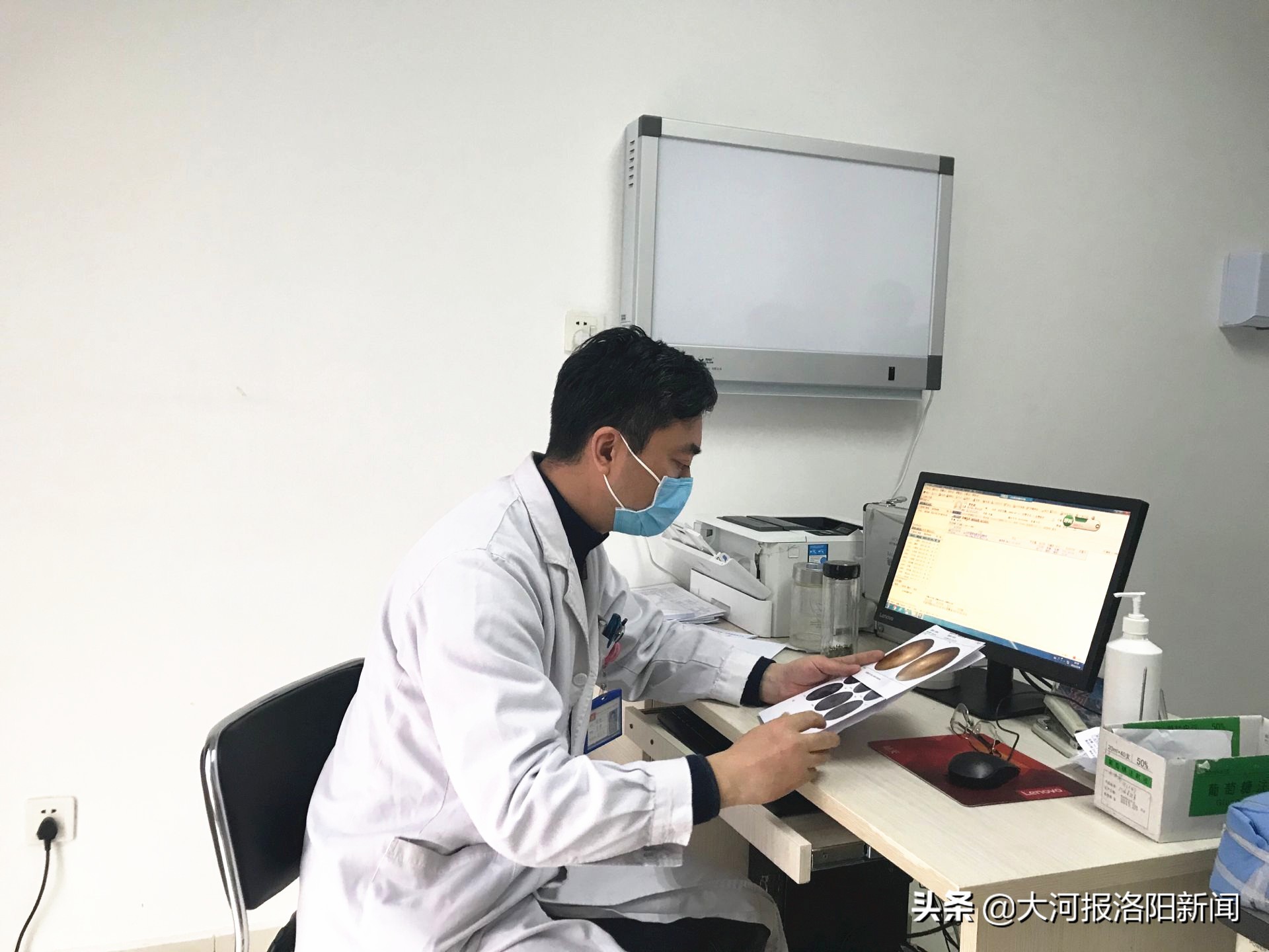 开学将近近视手术又迎高峰期,学生近视门诊数量大增