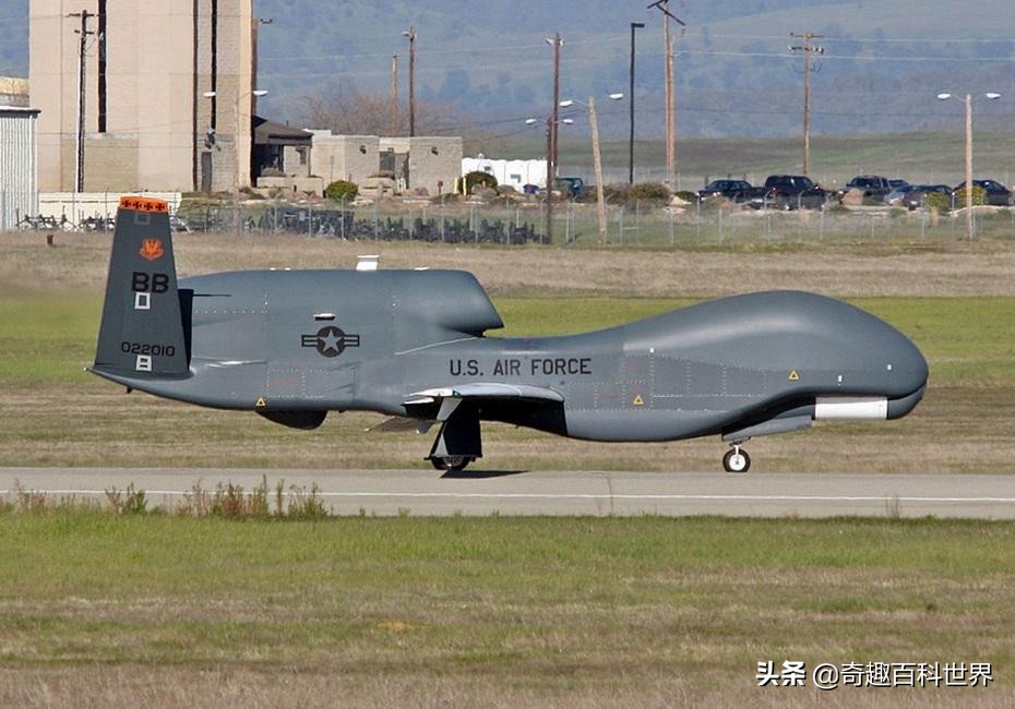 世界上最贵的无人机航拍无人机,mq-9死神无人机和全球鹰无人机