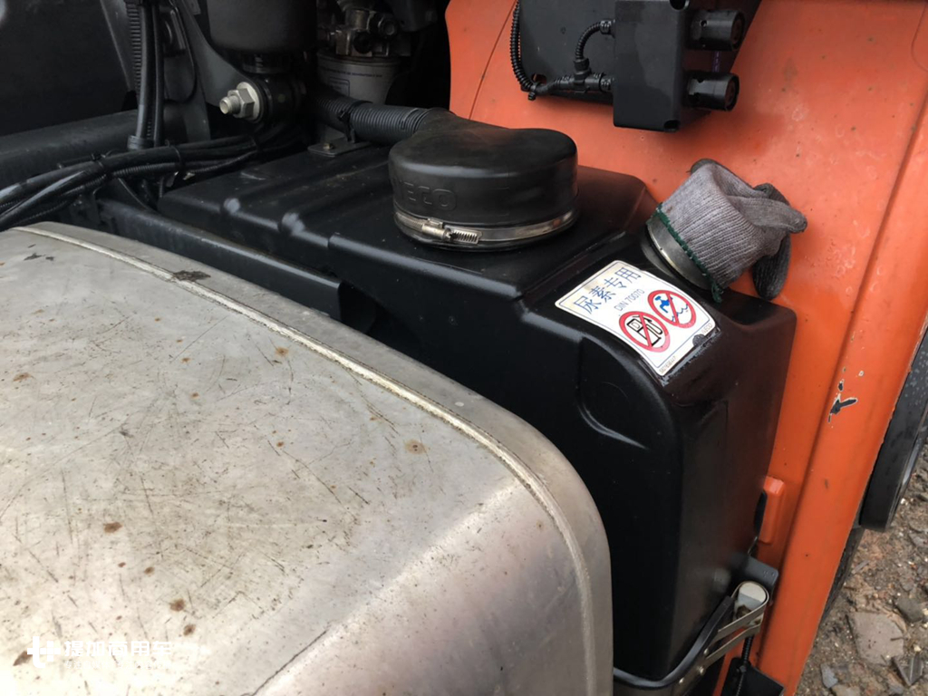 二手进口依维柯牵引车,二手依维柯牵引车