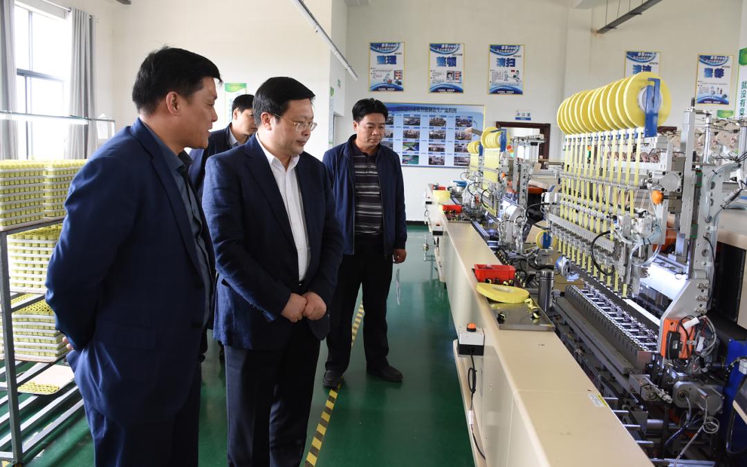 董东明深入园区调研工业项目建设,临川区区委书记董东明