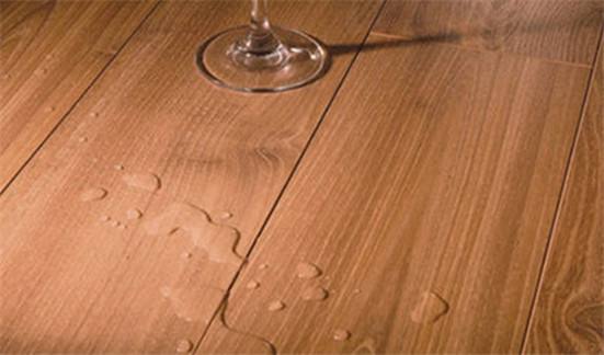 靠门边木地板受潮发黑发霉,木地板发霉怎么清理干净小妙招