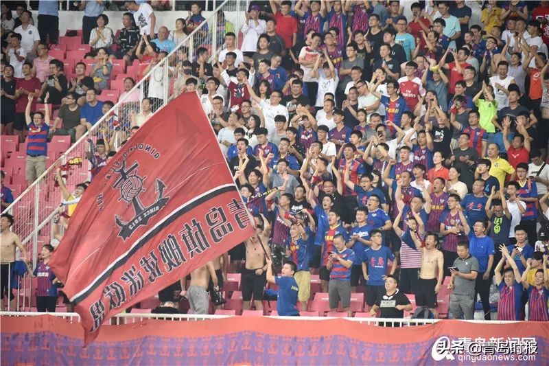 冲超泪目时刻,青岛黄海冲超成功