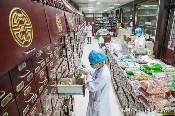 【战“疫”勇士】中医药人的坚持和努力——访“清肺排毒汤”应急专项专家组组长、北京中医药大学副校长王伟